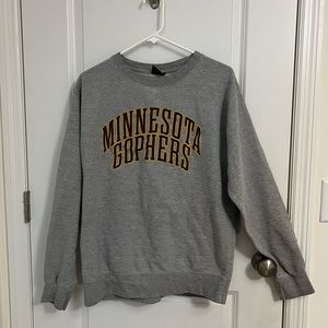 Gray MN gophers sweatshirt